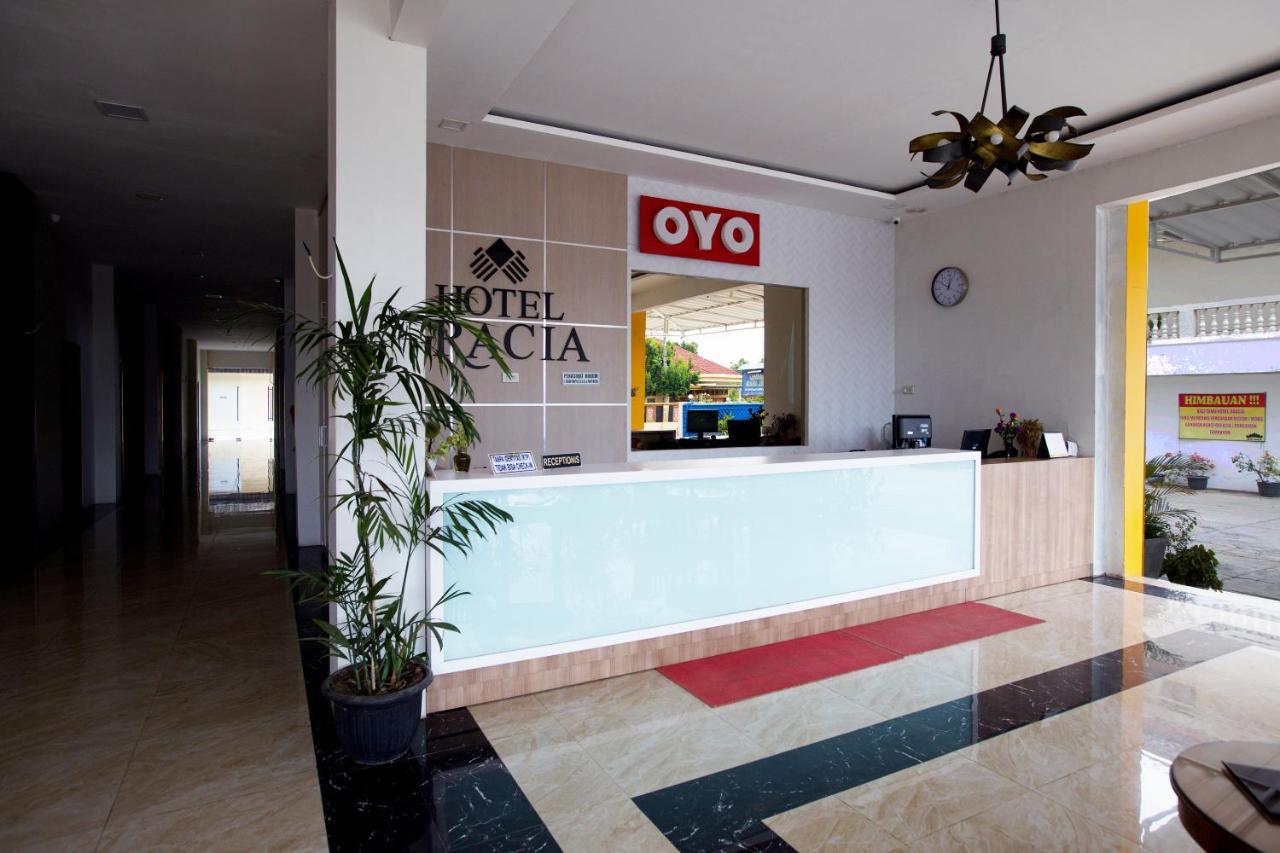 Oyo 3207 Hotel Gracia Bandar Lampung Exterior photo