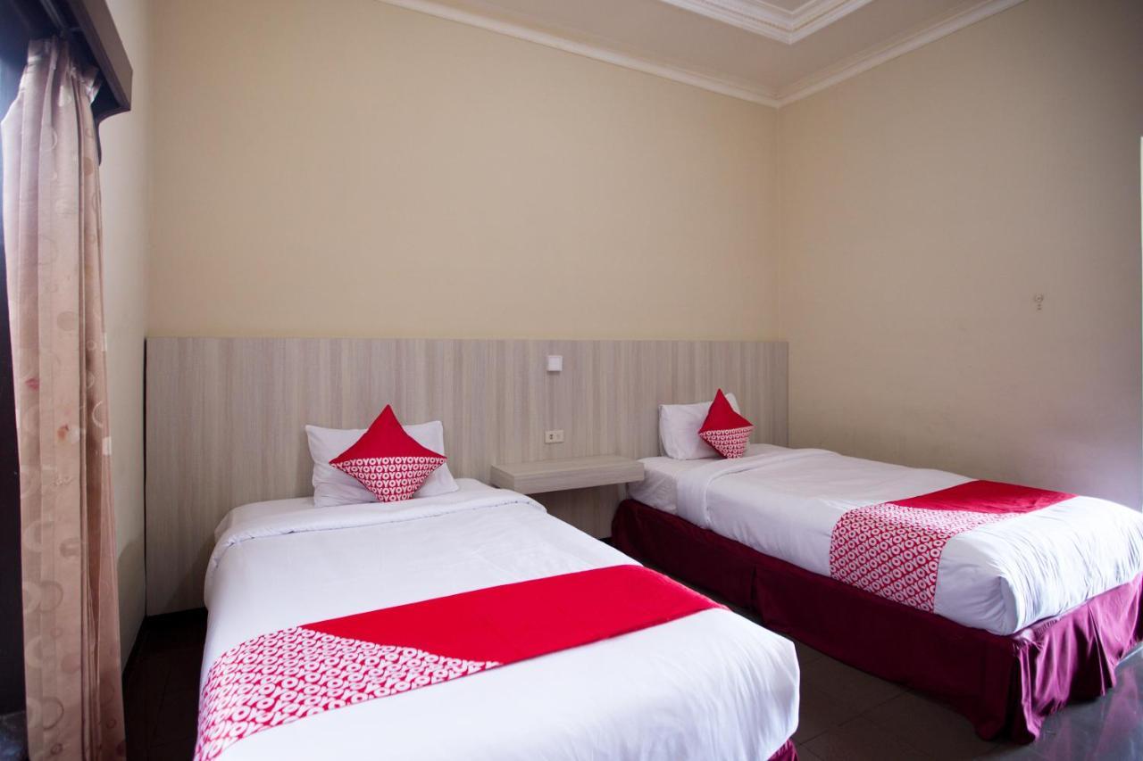 Oyo 3207 Hotel Gracia Bandar Lampung Exterior photo